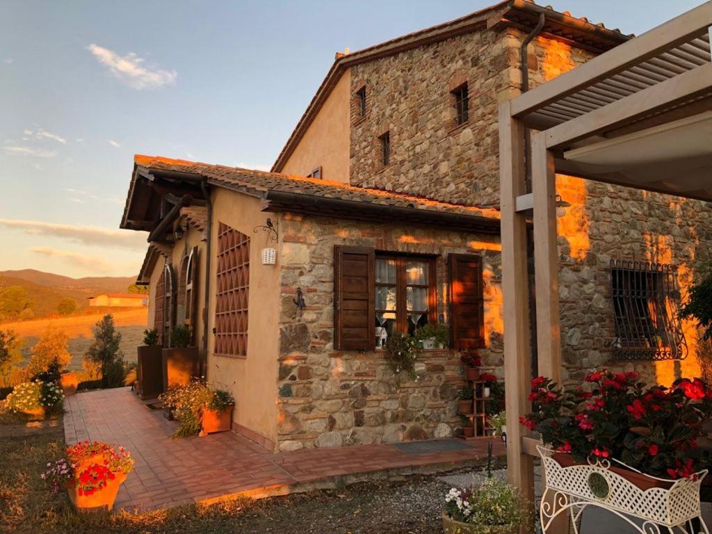 Bed And Breakfast Casale Del Sole Castellina Marittima Exterior foto